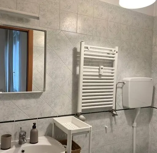 Monolocale Farini Petit Apartment Parma